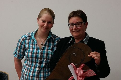 Ortsbäuerin Marika Obernosterer und Bezirksbäuerin Karin Huber