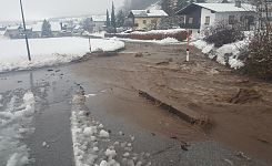 Gilitzbach+Maletinbach über Landesstraße Richtung Dorf