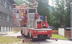 Räumungsübung Volksschule Nikolsdorf Juni 14